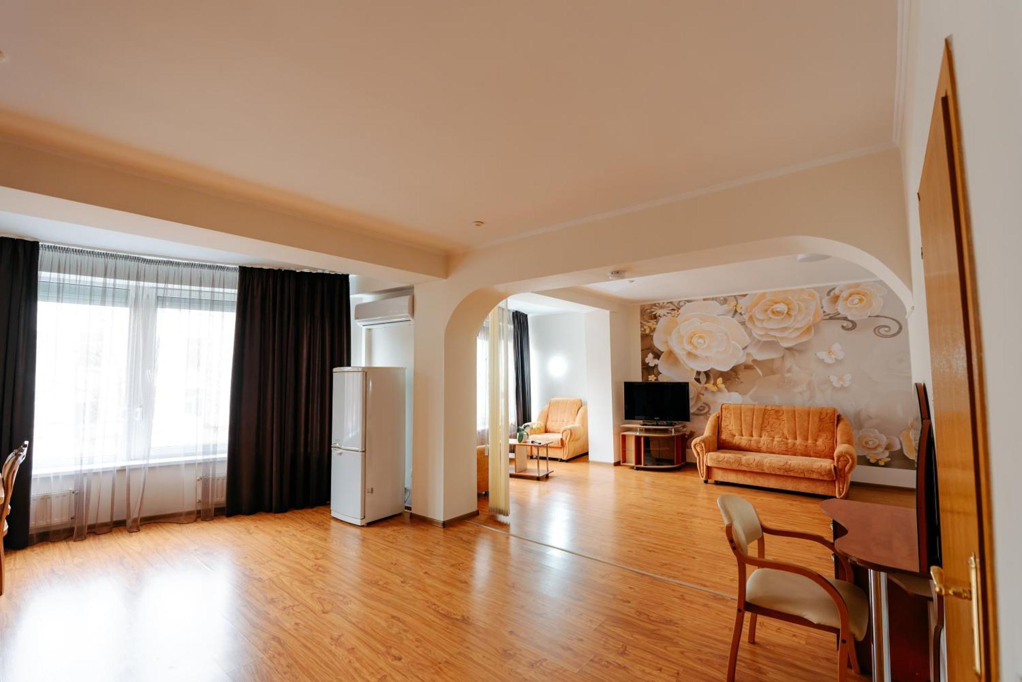 Arus Готель 4*